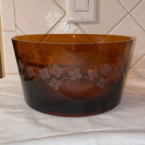 Artland Dining Rare Artland Cherry Blossom Amber Large Salad Or